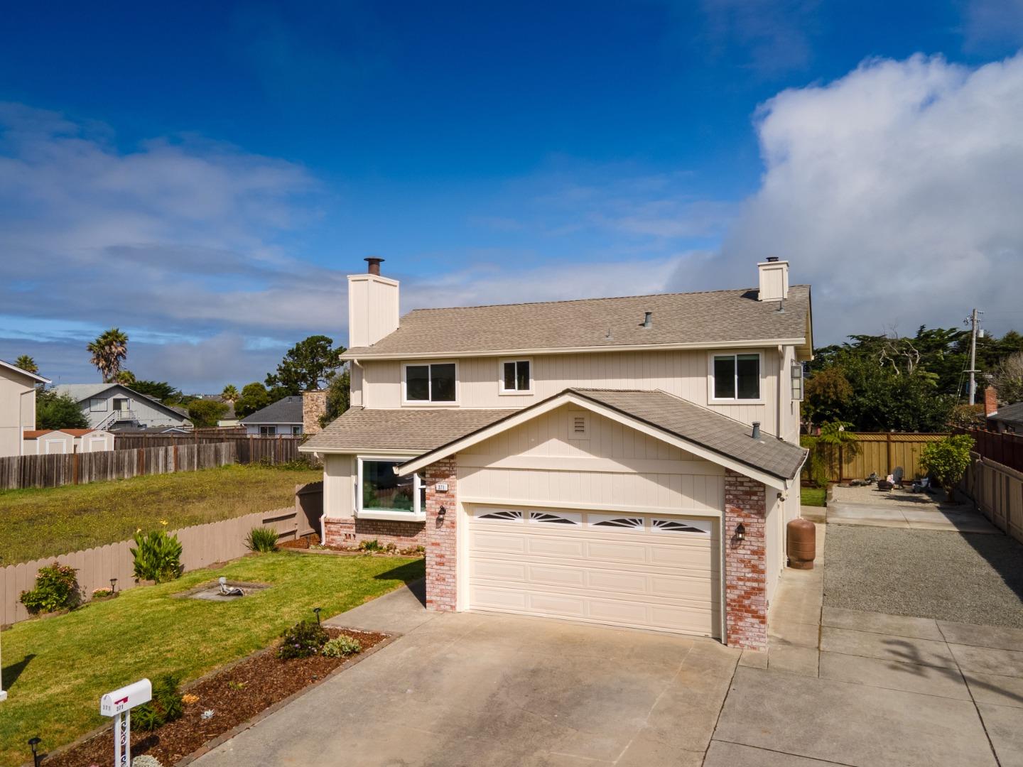 Detail Gallery Image 21 of 23 For 371 Granelli Ave, Half Moon Bay,  CA 94019 - 4 Beds | 2/1 Baths
