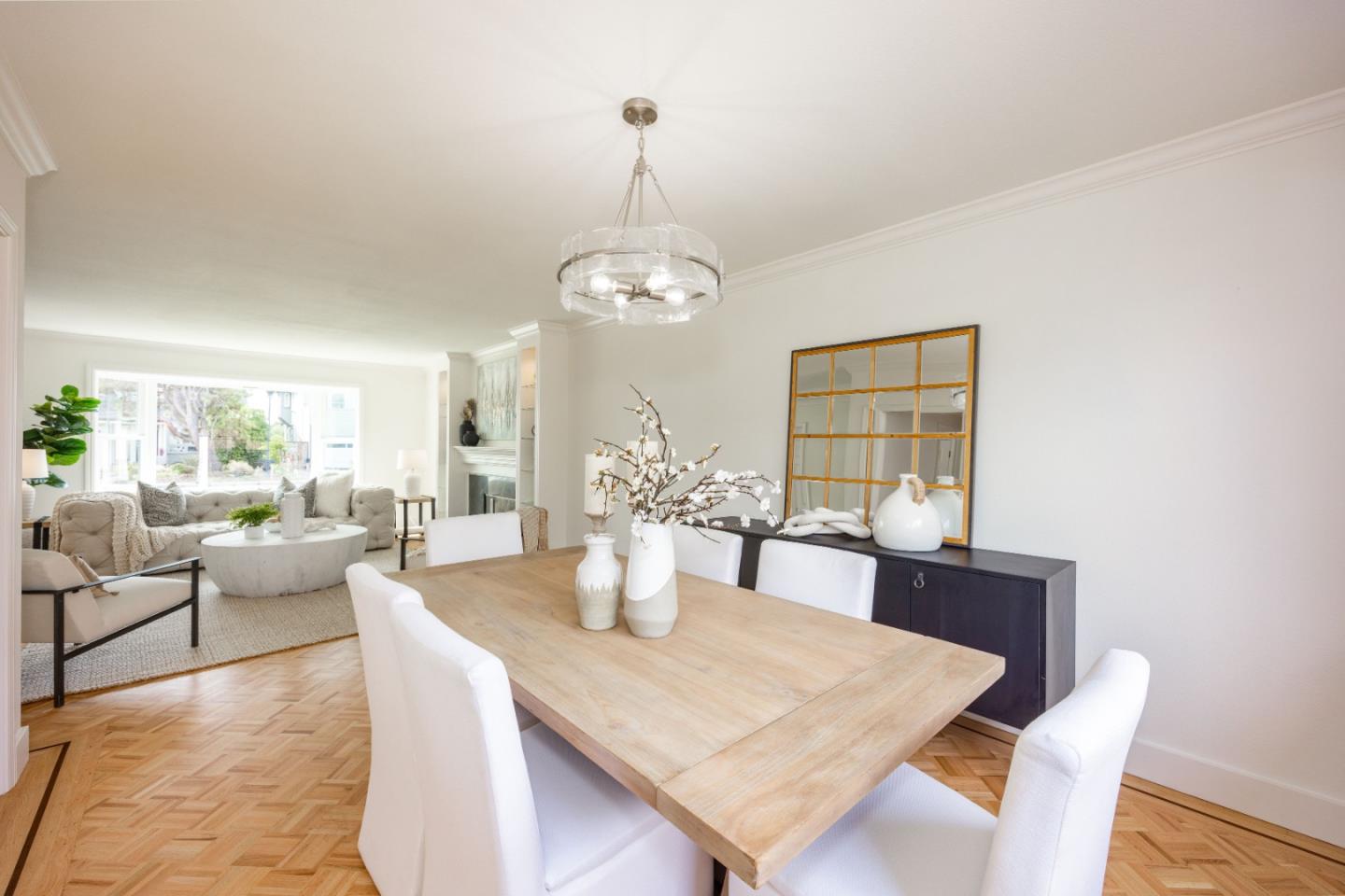 Detail Gallery Image 3 of 23 For 371 Granelli Ave, Half Moon Bay,  CA 94019 - 4 Beds | 2/1 Baths