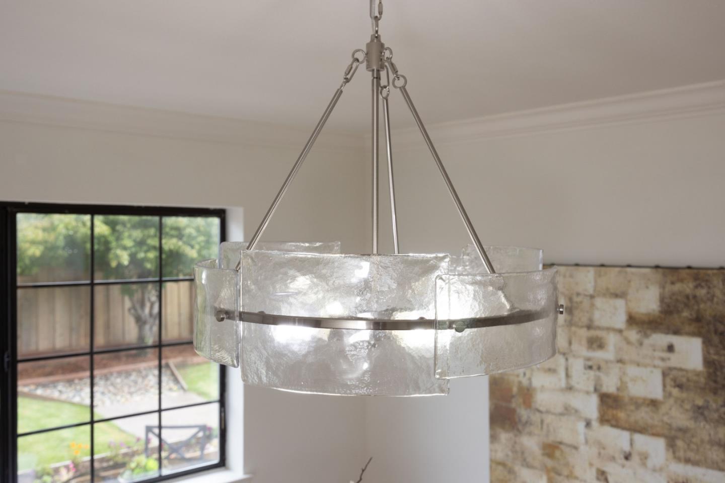 Detail Gallery Image 4 of 23 For 371 Granelli Ave, Half Moon Bay,  CA 94019 - 4 Beds | 2/1 Baths