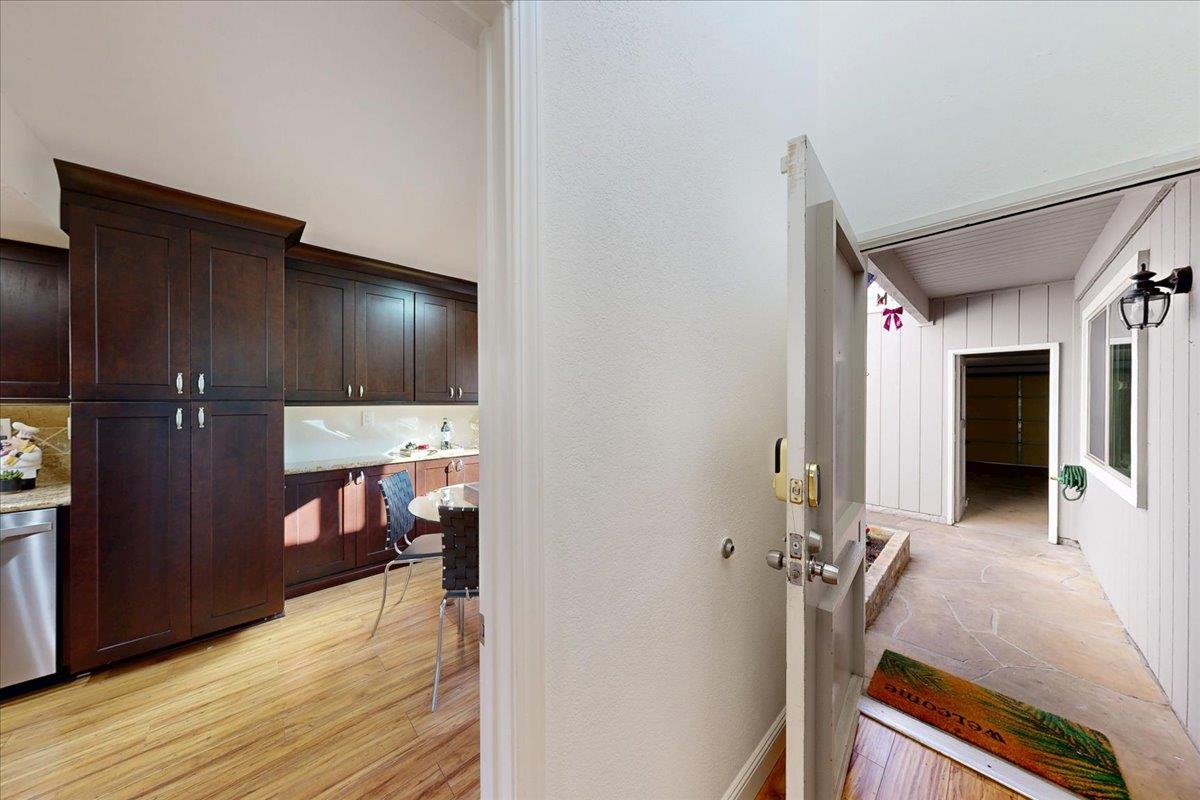 Detail Gallery Image 7 of 32 For 5262 Riverdale Ct, Pleasanton,  CA 94588 - 3 Beds | 2 Baths