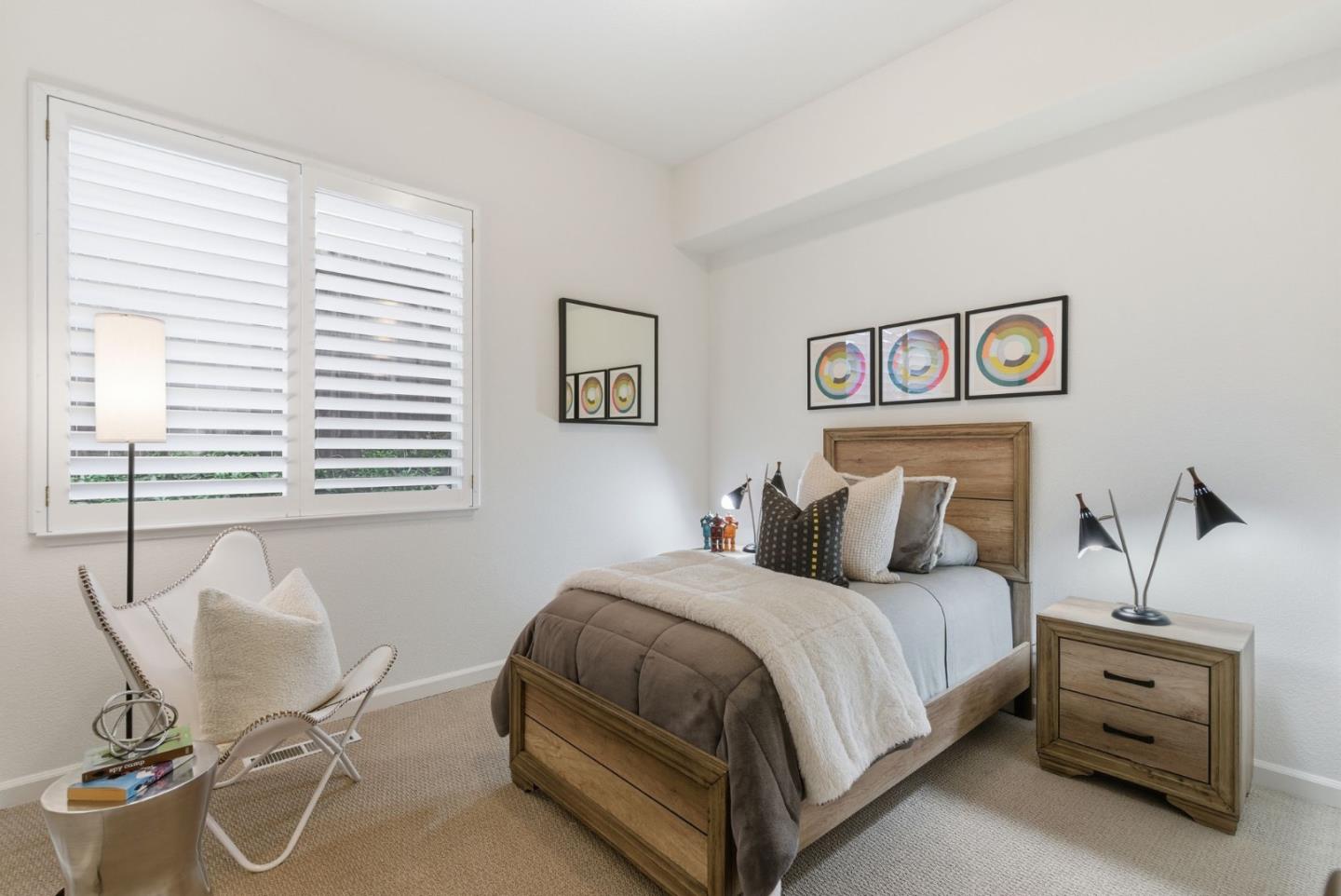 Detail Gallery Image 25 of 40 For 2545 Fox Ridge Dr, Castro Valley,  CA 94546 - 4 Beds | 2/1 Baths