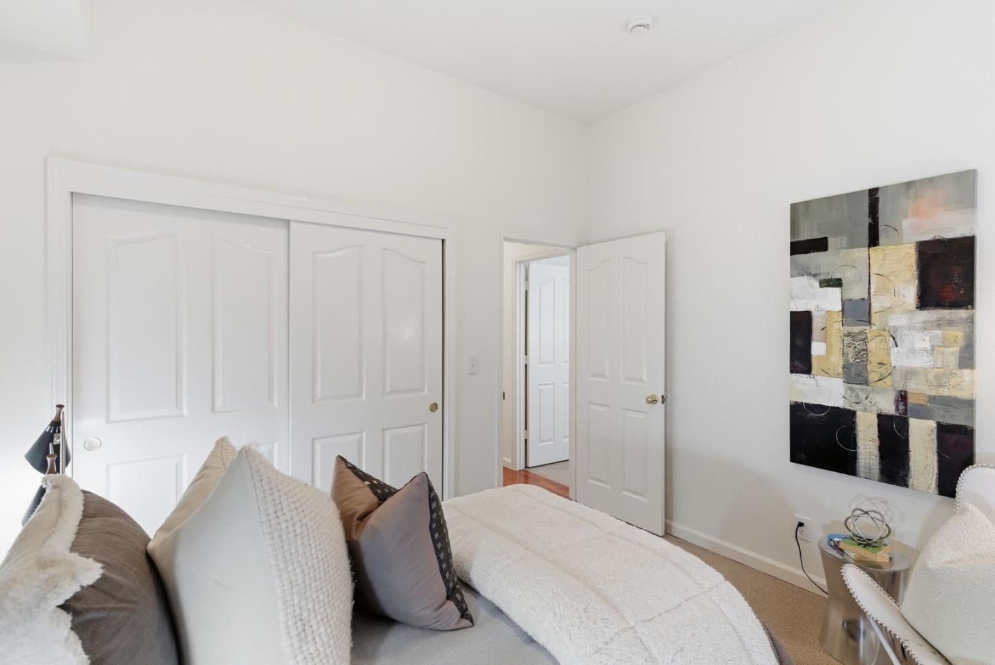 Detail Gallery Image 26 of 40 For 2545 Fox Ridge Dr, Castro Valley,  CA 94546 - 4 Beds | 2/1 Baths