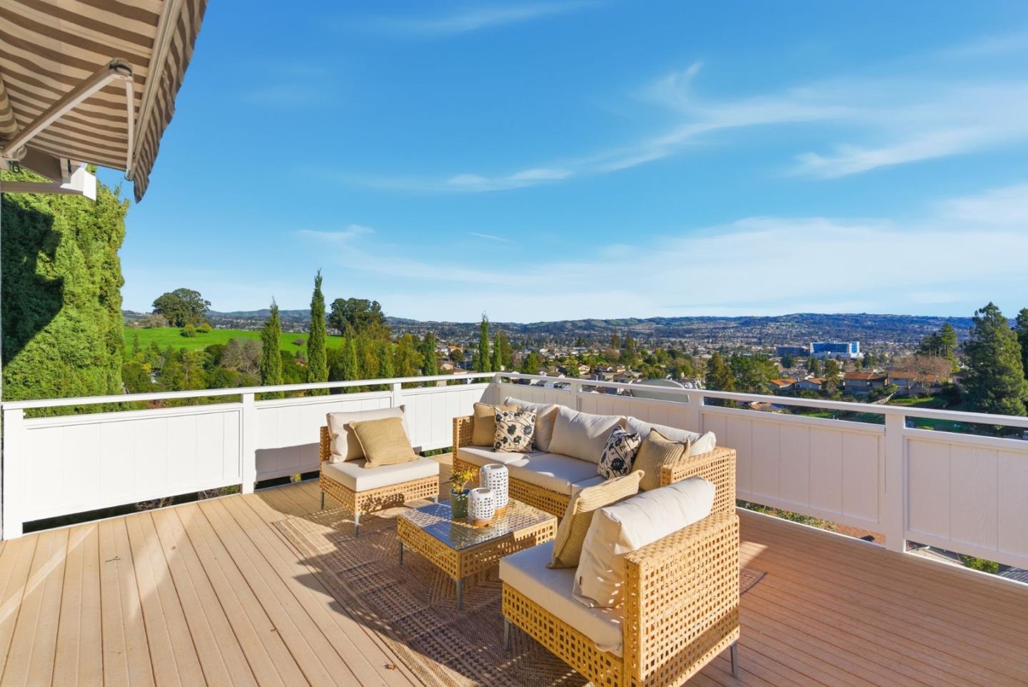 Detail Gallery Image 34 of 40 For 2545 Fox Ridge Dr, Castro Valley,  CA 94546 - 4 Beds | 2/1 Baths