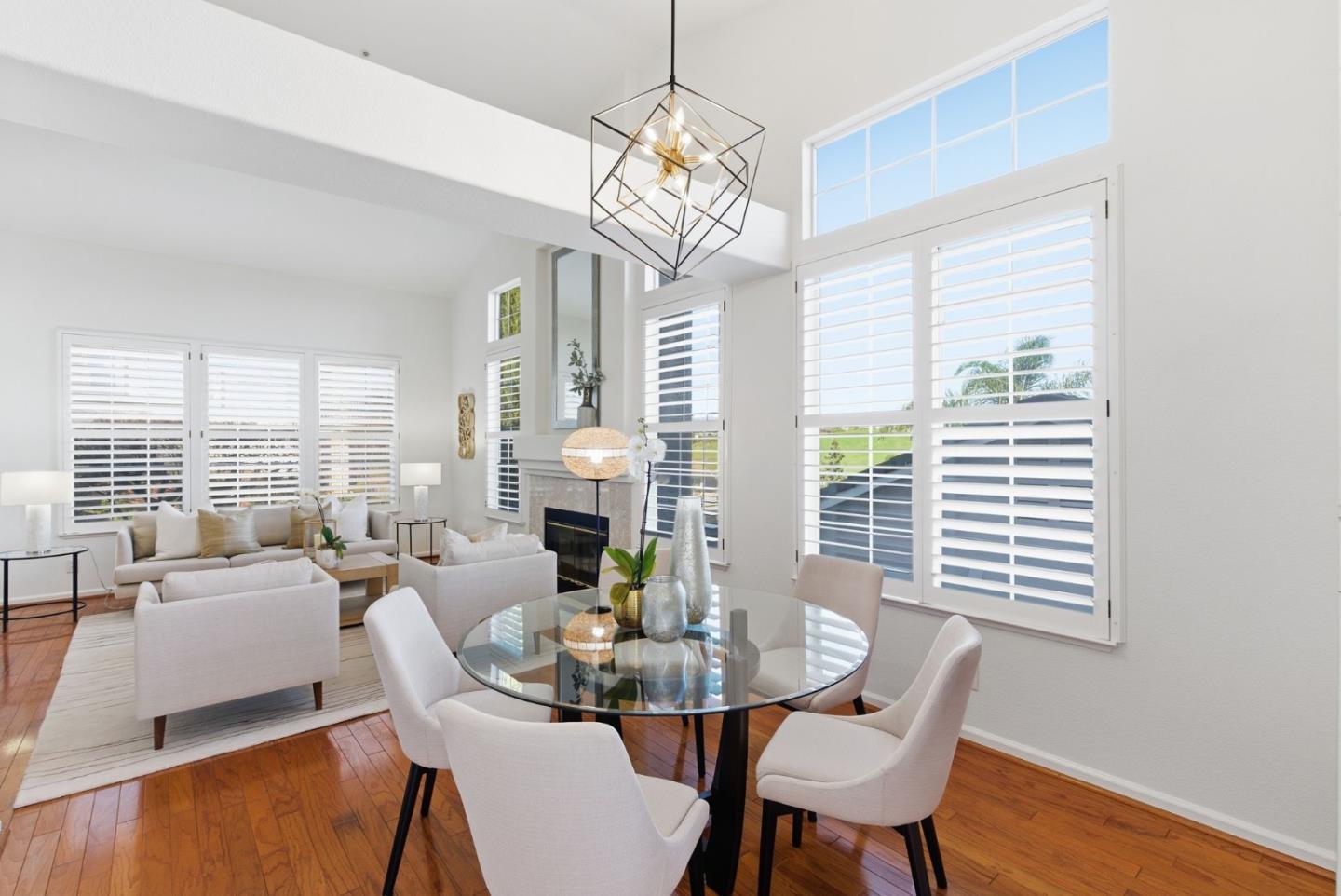 Detail Gallery Image 9 of 40 For 2545 Fox Ridge Dr, Castro Valley,  CA 94546 - 4 Beds | 2/1 Baths