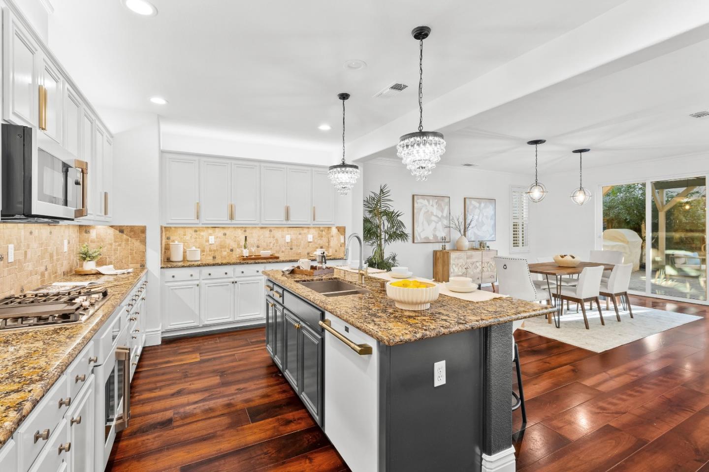 Detail Gallery Image 25 of 69 For 19421 Dougherty Ave, Morgan Hill,  CA 95037 - 4 Beds | 2/1 Baths