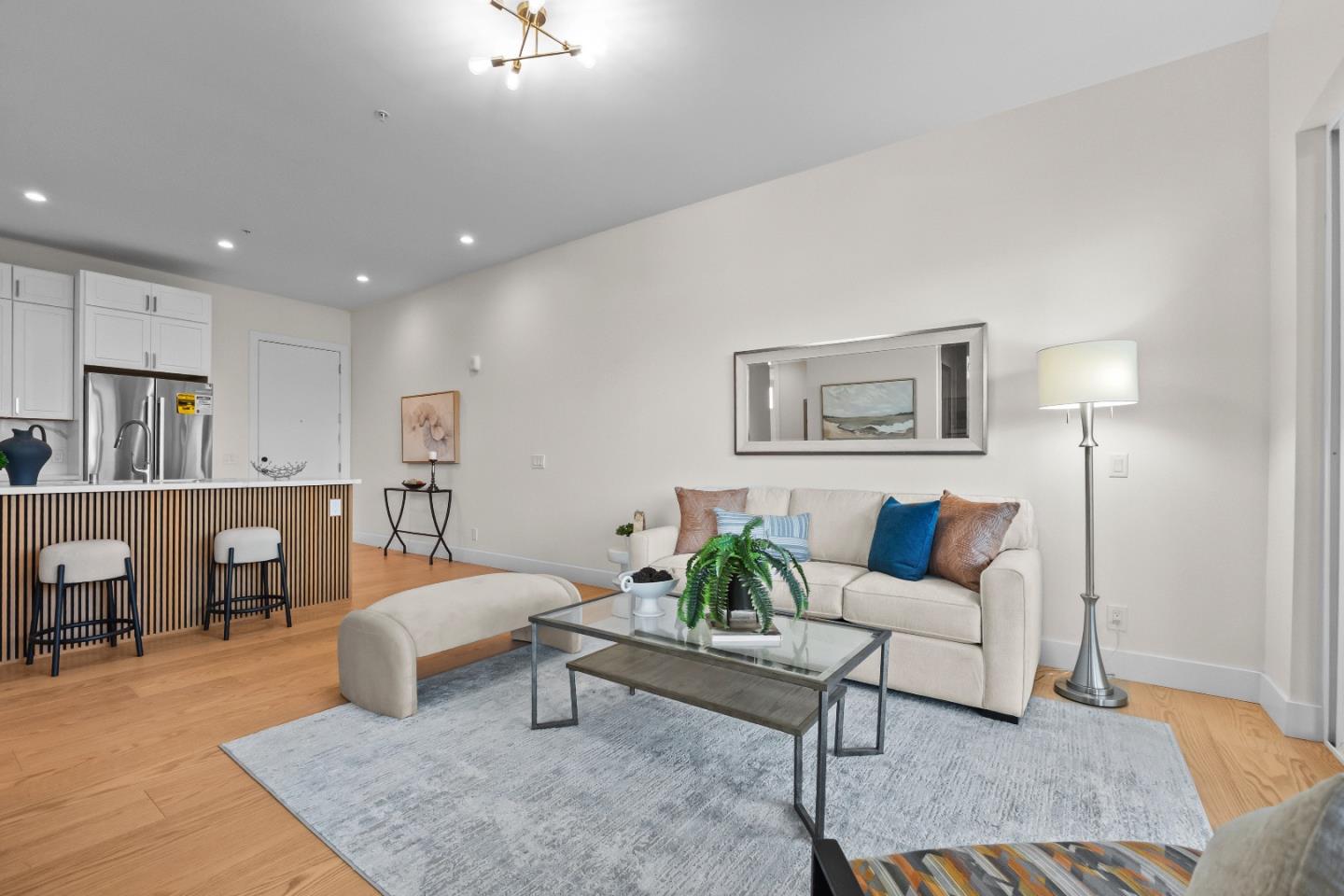 Detail Gallery Image 5 of 25 For 4115 El Camino Real #223,  Palo Alto,  CA 94306 - 1 Beds | 1 Baths