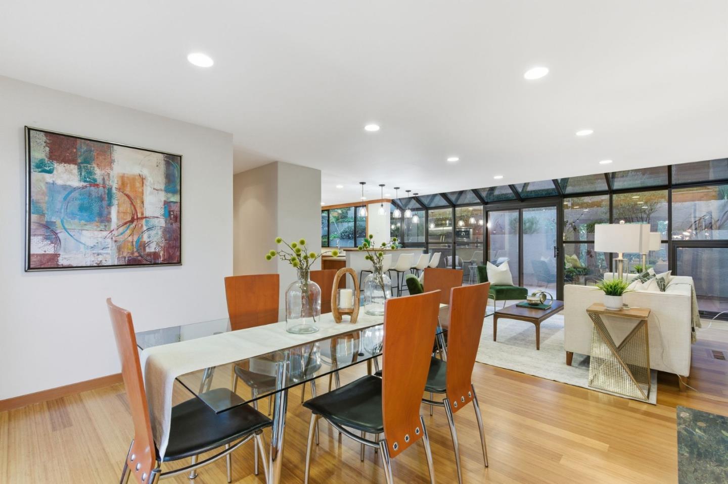 Detail Gallery Image 8 of 34 For 1700 Valley View Ave, Belmont,  CA 94002 - 4 Beds | 2/1 Baths