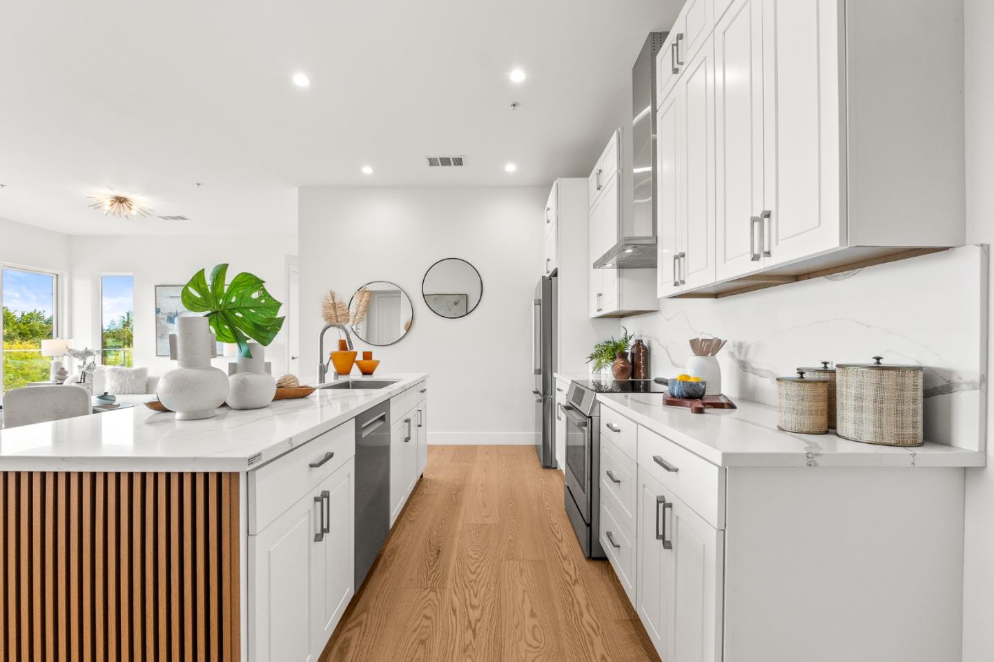 Detail Gallery Image 2 of 24 For 4115 El Camino Real #332,  Palo Alto,  CA 94306 - 3 Beds | 2/1 Baths