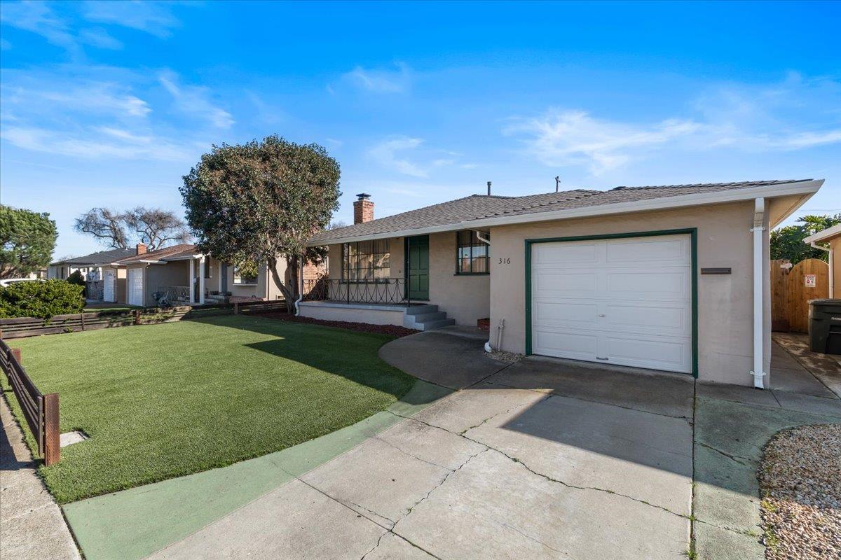 Detail Gallery Image 2 of 24 For Cupertino Way, San Mateo,  CA 94403 - 3 Beds | 1 Baths