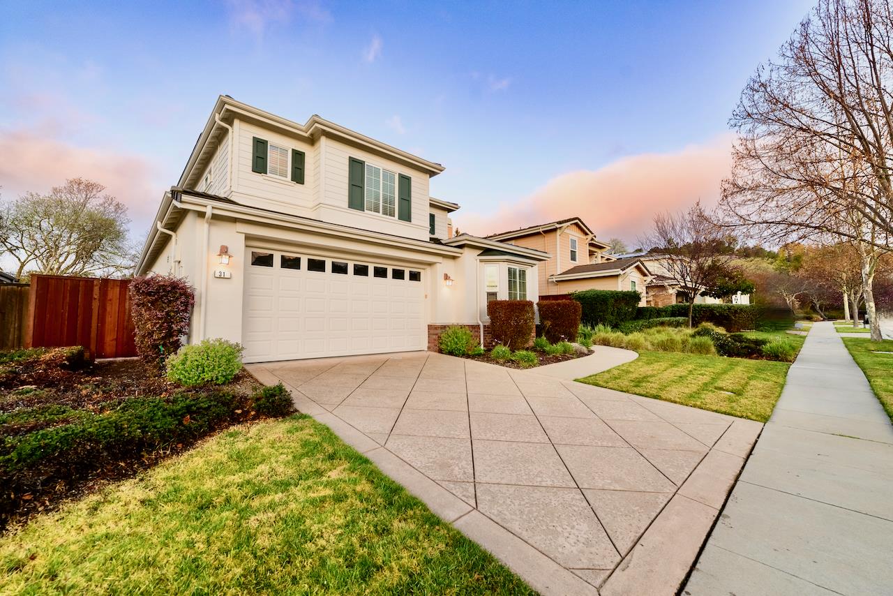 Detail Gallery Image 4 of 124 For 31 Deerfield Dr, Scotts Valley,  CA 95066 - 4 Beds | 3/1 Baths