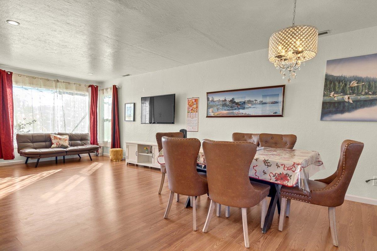 Detail Gallery Image 7 of 23 For 965 Portola Dr, Del Rey Oaks,  CA 93940 - 3 Beds | 1 Baths