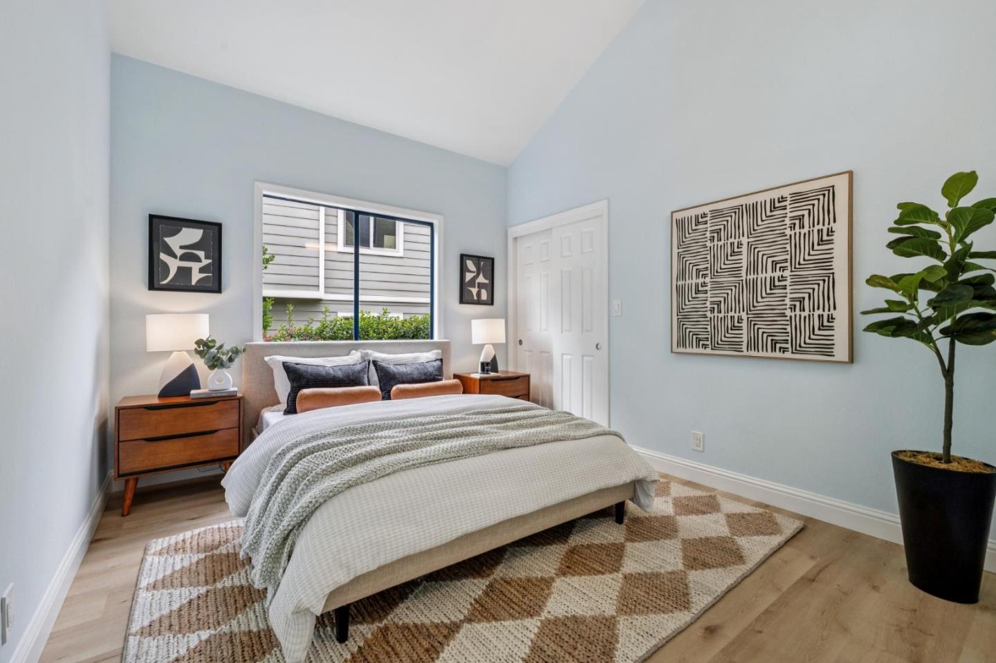 Detail Gallery Image 17 of 50 For 389 Avenue Granada, El Granada,  CA 94018 - 5 Beds | 3 Baths