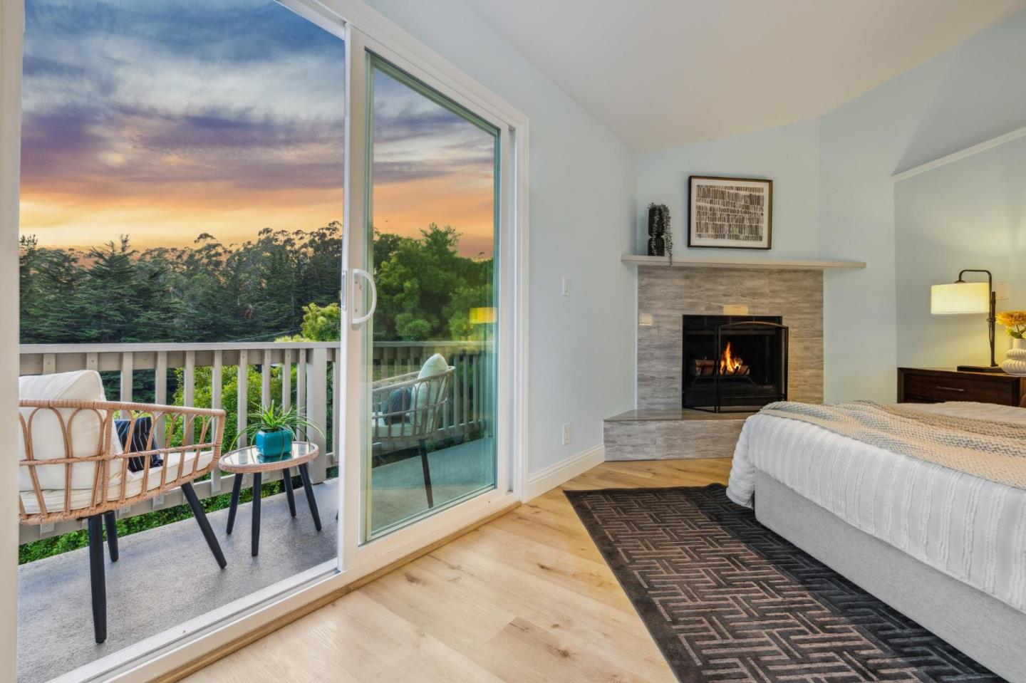 Detail Gallery Image 25 of 50 For 389 Avenue Granada, El Granada,  CA 94018 - 5 Beds | 3 Baths