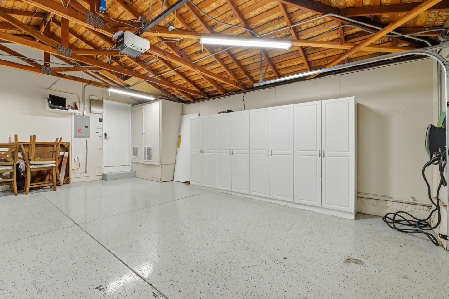 Detail Gallery Image 26 of 31 For 2712 Hallmark Dr, Belmont,  CA 94002 - 5 Beds | 2 Baths