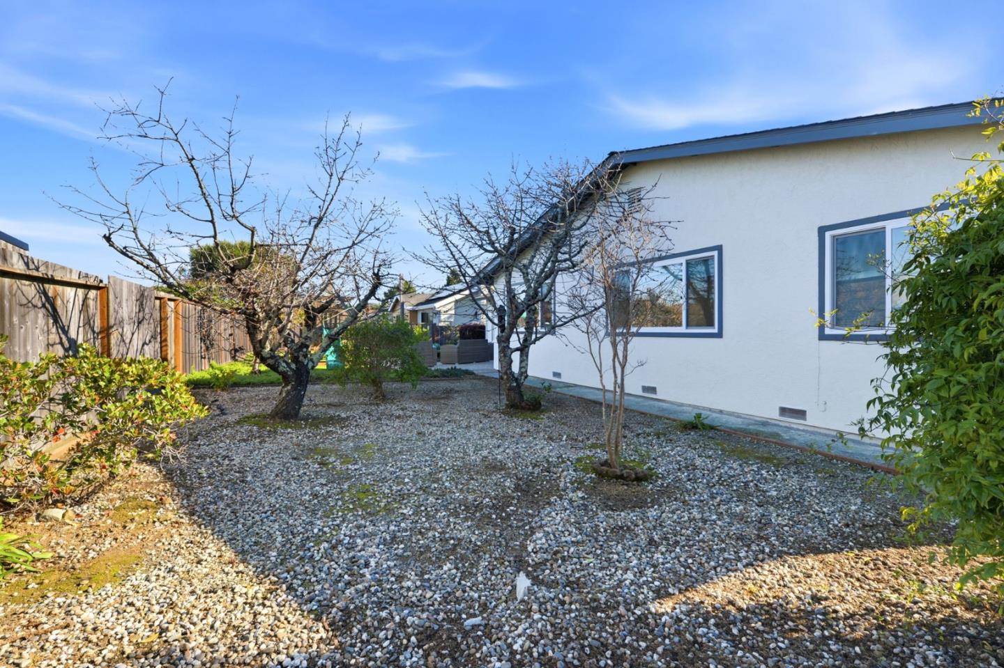 Detail Gallery Image 30 of 31 For 2712 Hallmark Dr, Belmont,  CA 94002 - 5 Beds | 2 Baths