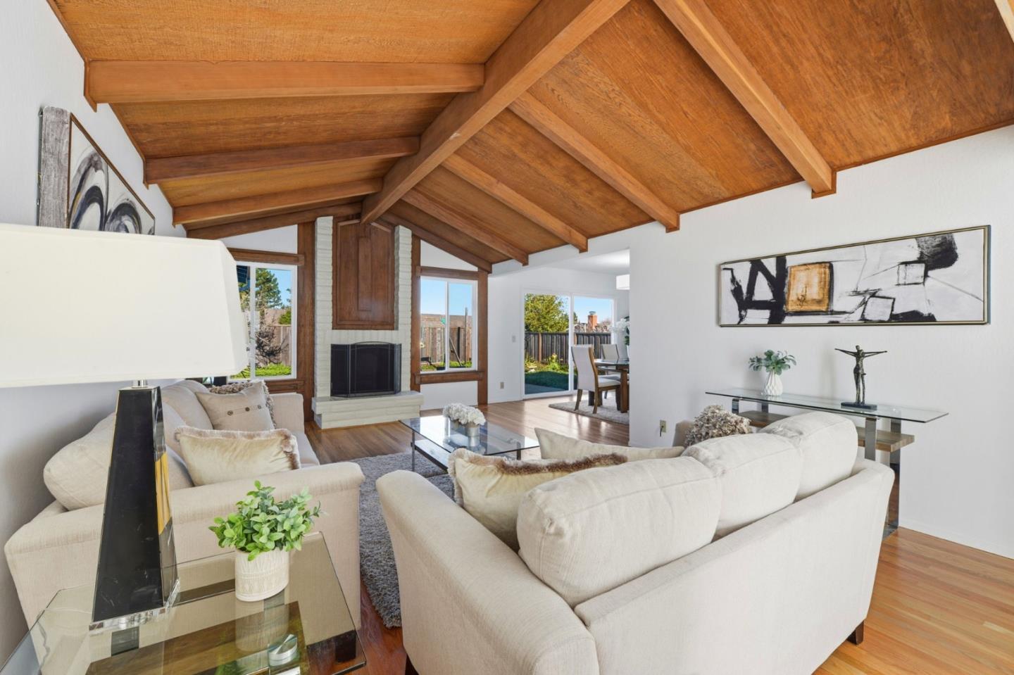 Detail Gallery Image 5 of 31 For 2712 Hallmark Dr, Belmont,  CA 94002 - 5 Beds | 2 Baths