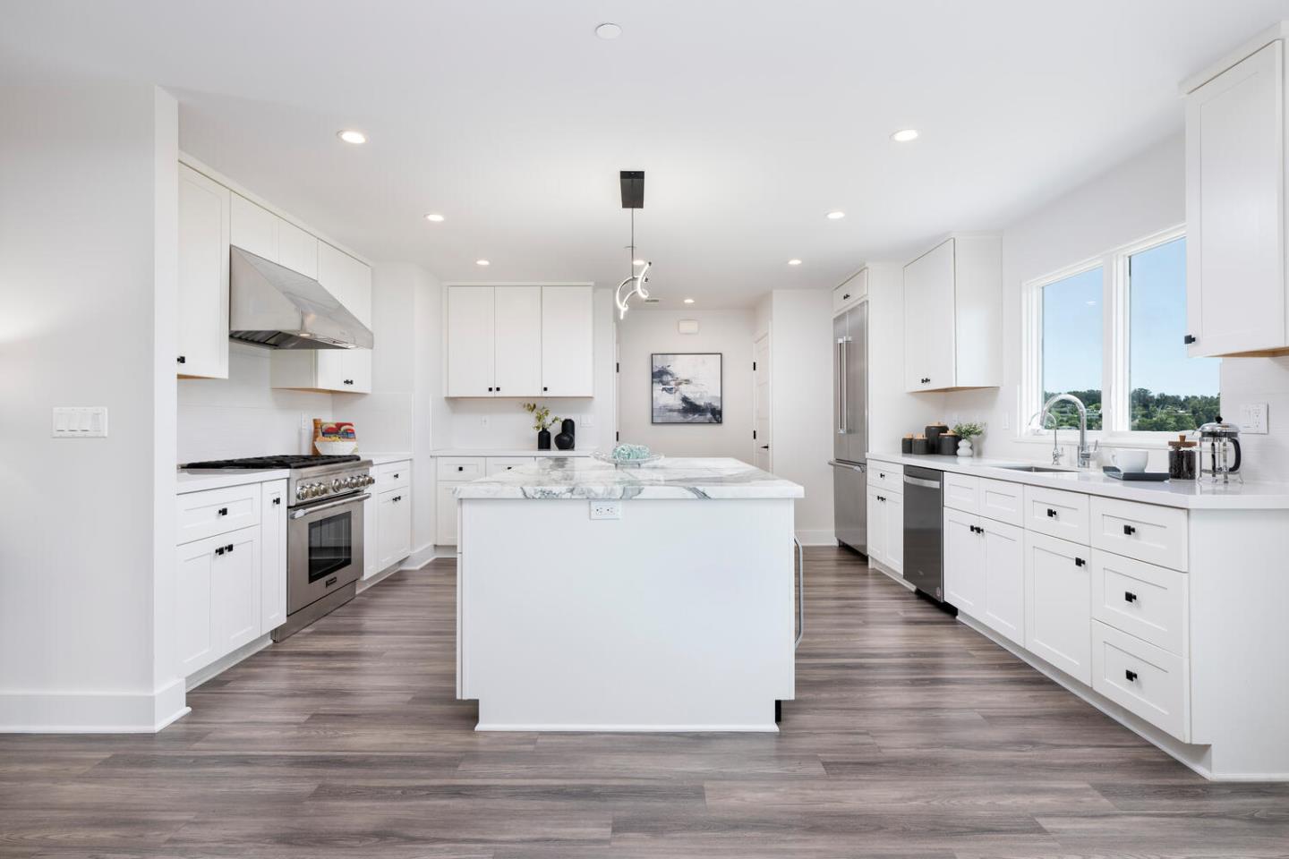 Detail Gallery Image 15 of 54 For 30 Calaveras Ct, Hillsborough,  CA 94010 - 4 Beds | 2/1 Baths