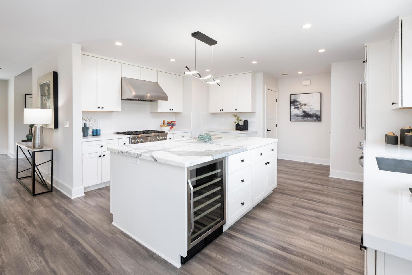 Detail Gallery Image 16 of 54 For 30 Calaveras Ct, Hillsborough,  CA 94010 - 4 Beds | 2/1 Baths