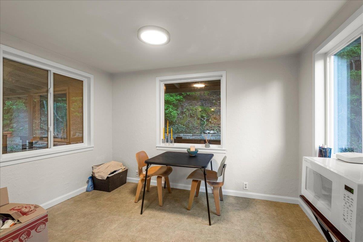 Detail Gallery Image 14 of 35 For 20246 Gist Rd, Los Gatos,  CA 95033 - 4 Beds | 2 Baths