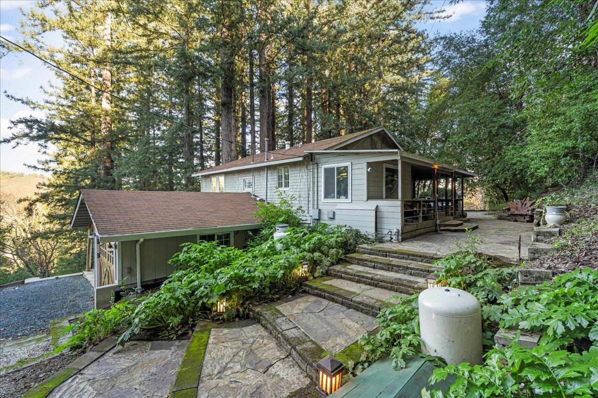 Detail Gallery Image 5 of 35 For 20246 Gist Rd, Los Gatos,  CA 95033 - 4 Beds | 2 Baths