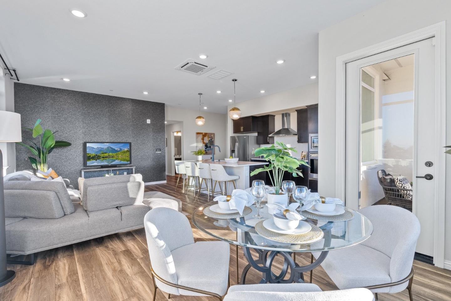 Detail Gallery Image 20 of 42 For 3207 Mallard Ct #401,  San Jose,  CA 95117 - 2 Beds | 2 Baths