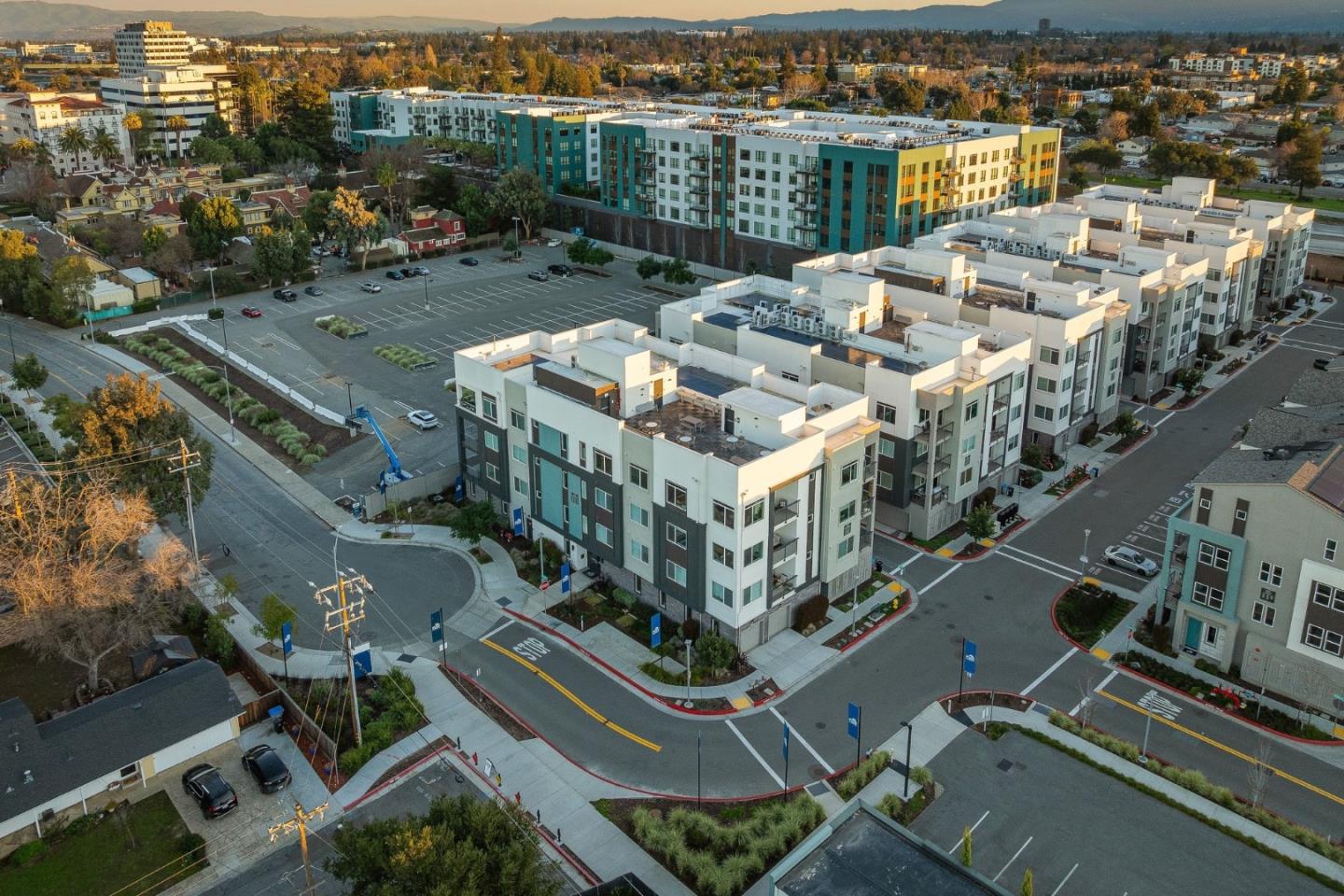 Detail Gallery Image 40 of 42 For 3207 Mallard Ct #401,  San Jose,  CA 95117 - 2 Beds | 2 Baths