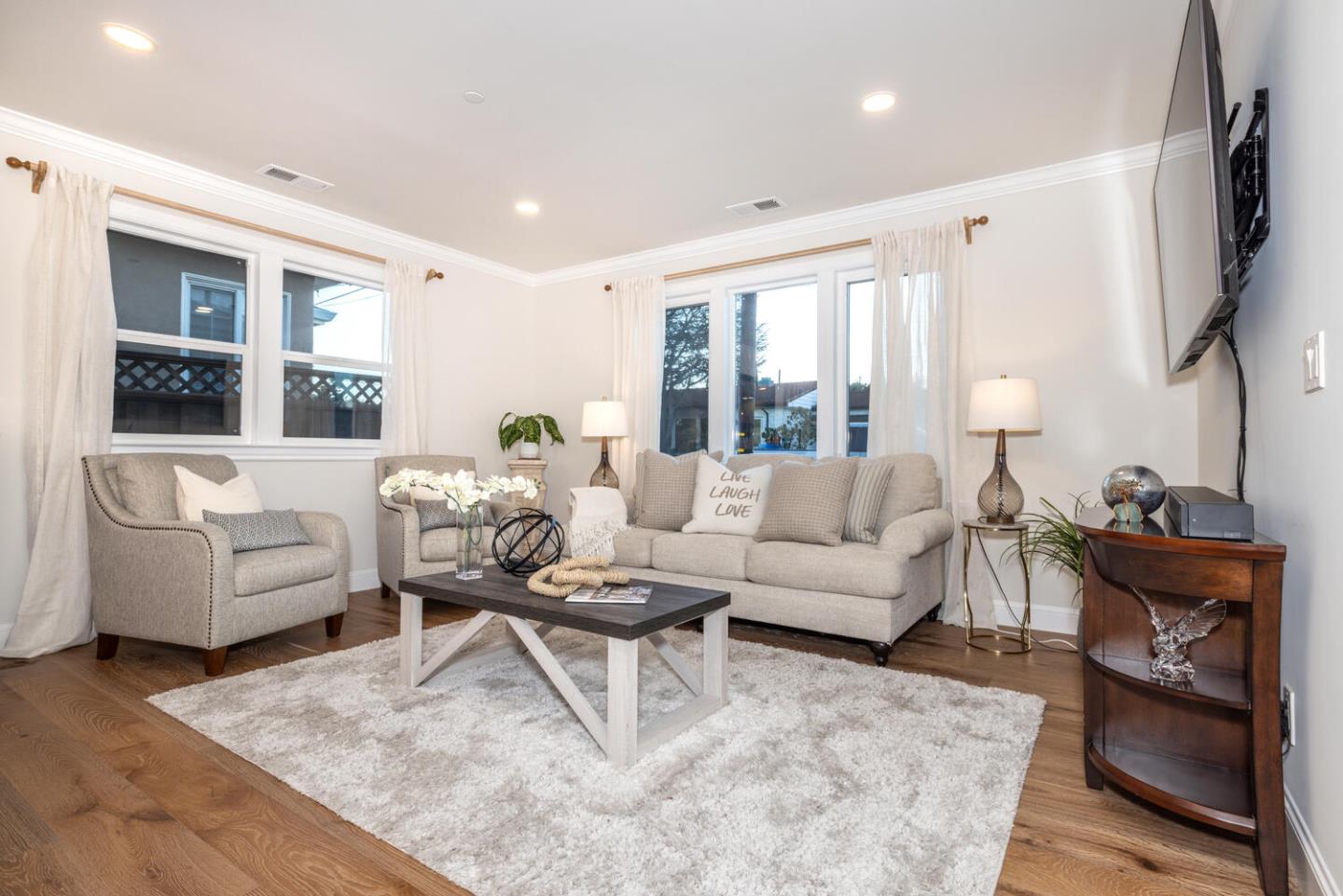 Detail Gallery Image 4 of 33 For 2659 Garfield St, San Mateo,  CA 94403 - 5 Beds | 5/1 Baths