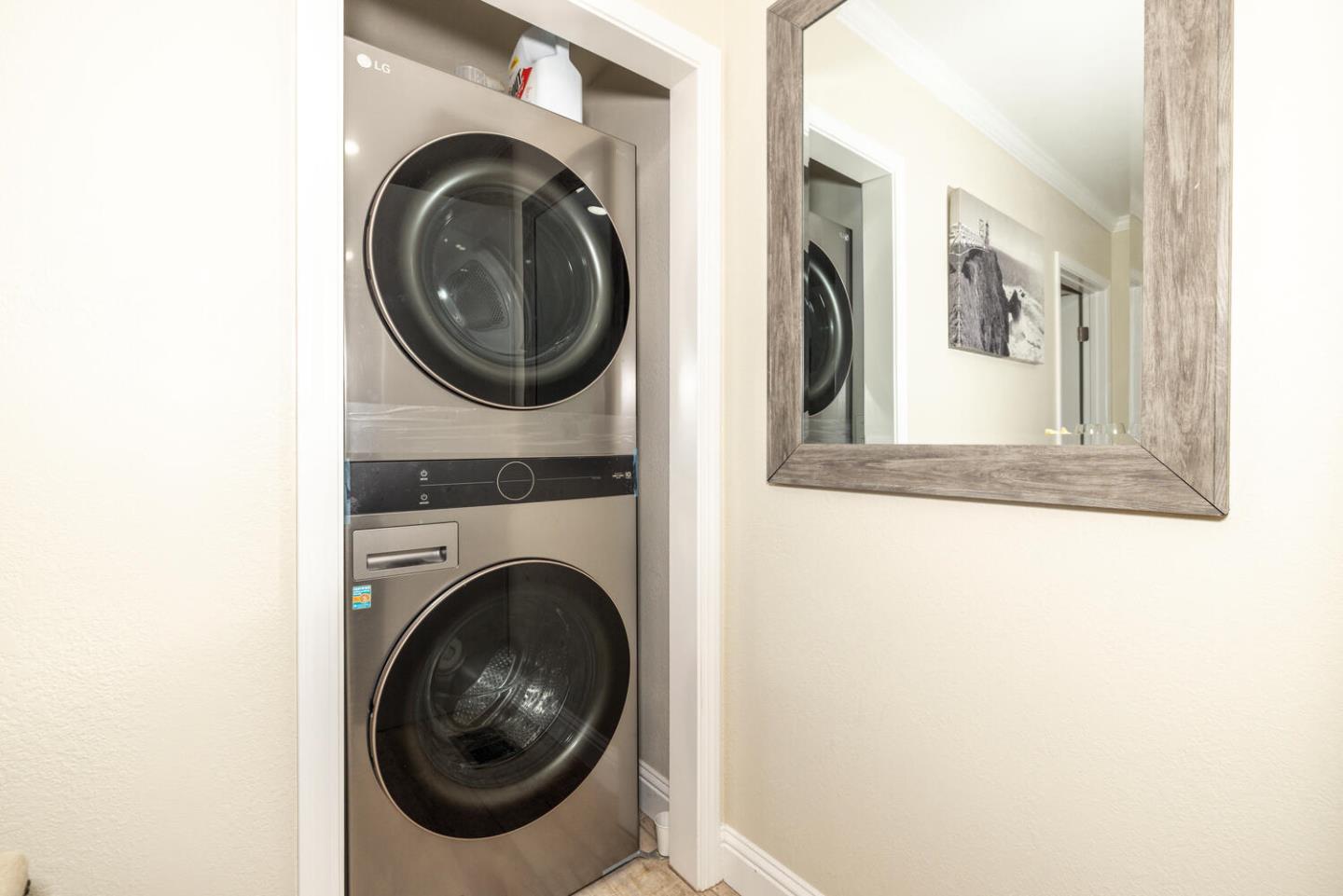 Detail Gallery Image 40 of 49 For 2659 Garfield St, San Mateo,  CA 94403 - 5 Beds | 5/1 Baths