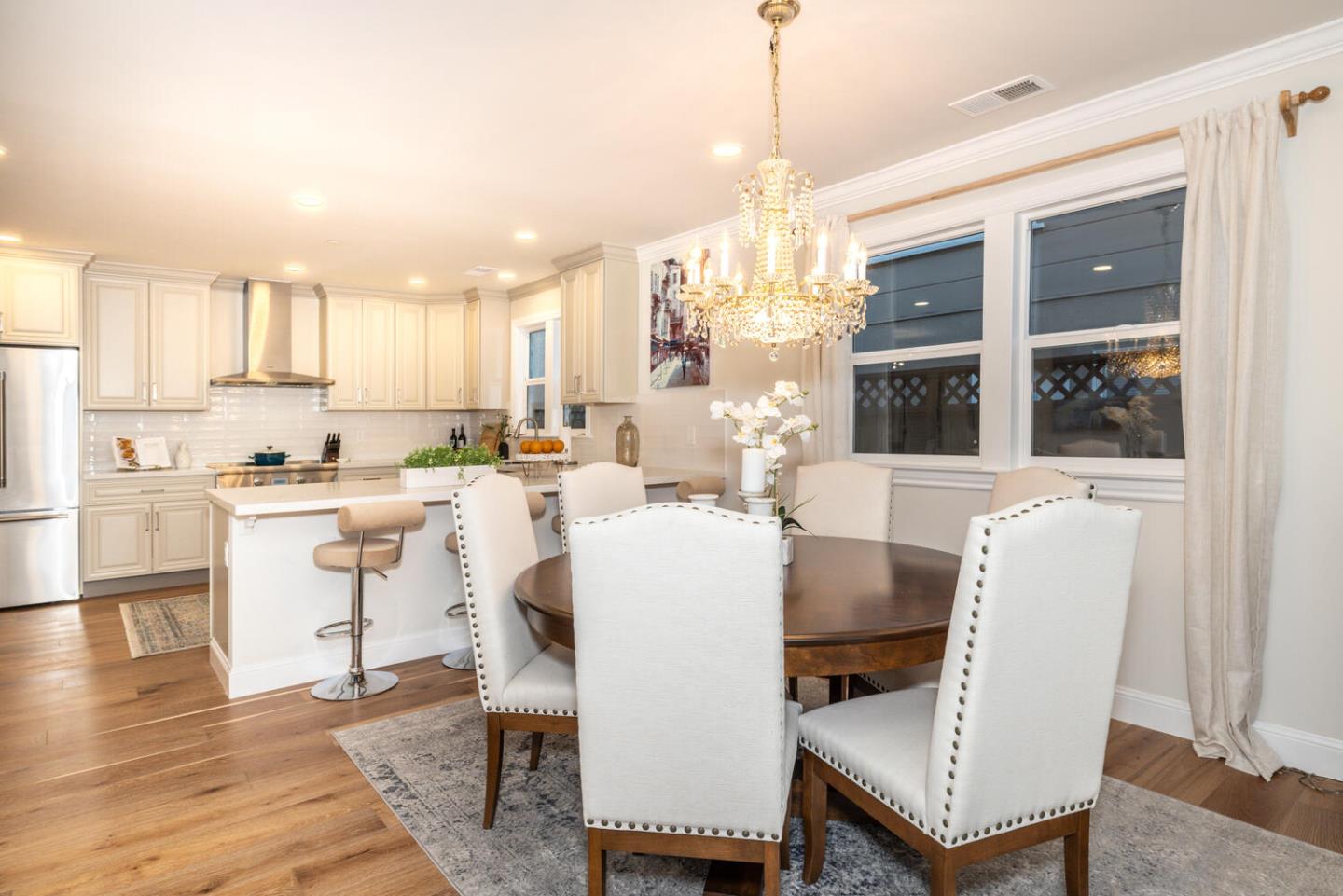 Detail Gallery Image 7 of 33 For 2659 Garfield St, San Mateo,  CA 94403 - 5 Beds | 5/1 Baths