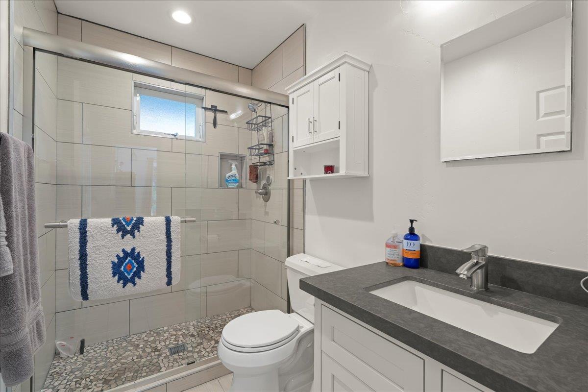 Detail Gallery Image 17 of 23 For 16 Terrace Ct, Los Gatos,  CA 95030 - – Beds | – Baths