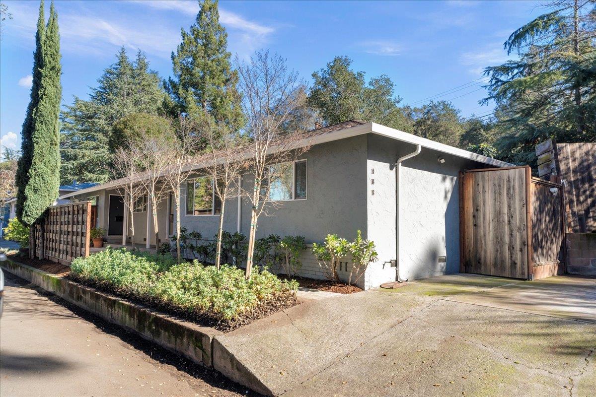 Detail Gallery Image 2 of 23 For 16 Terrace Ct, Los Gatos,  CA 95030 - – Beds | – Baths