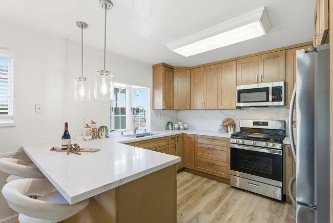 Detail Gallery Image 10 of 42 For 3814 Jefferson Ave, Redwood City,  CA 94062 - 3 Beds | 2 Baths