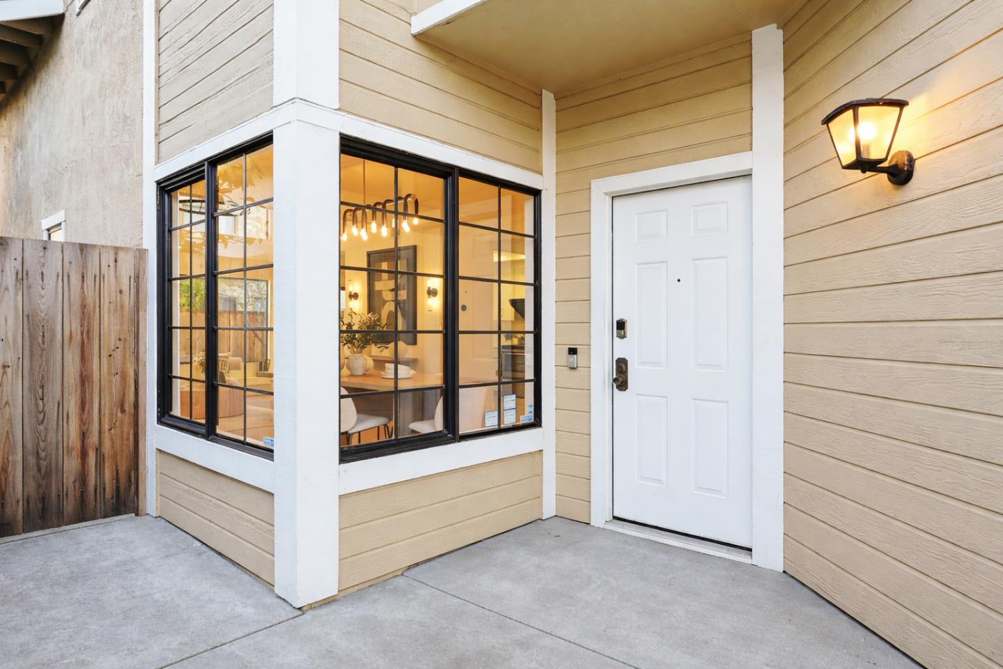 Detail Gallery Image 2 of 52 For 4808 Mendocino Ter, Fremont,  CA 94555 - 4 Beds | 2/1 Baths