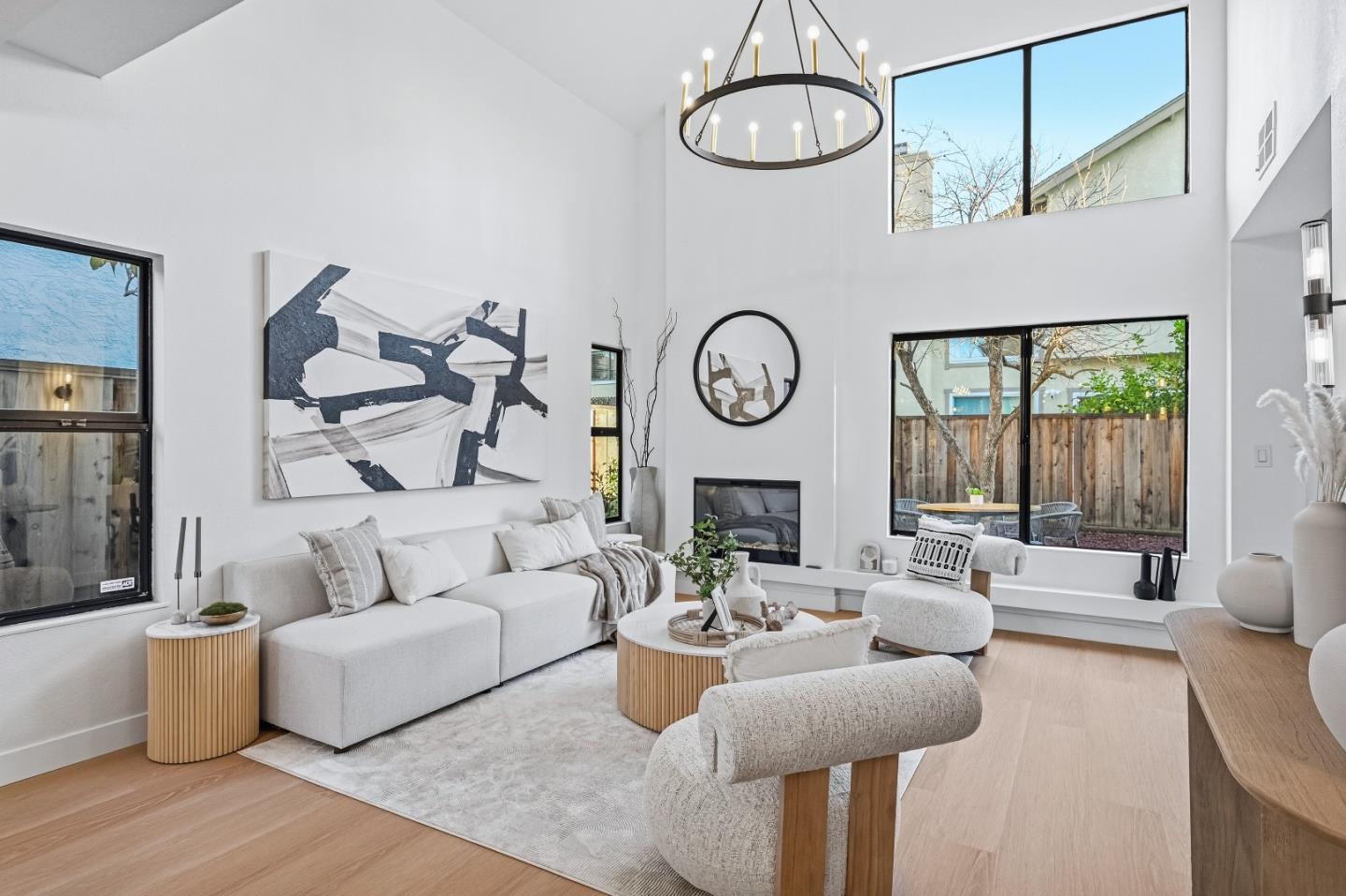 Detail Gallery Image 7 of 52 For 4808 Mendocino Ter, Fremont,  CA 94555 - 4 Beds | 2/1 Baths