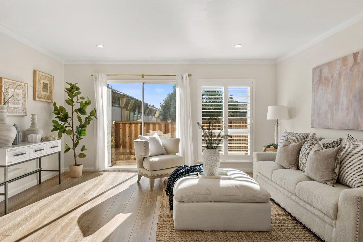 Detail Gallery Image 2 of 22 For 2625 Duhallow Way, South San Francisco,  CA 94080 - 2 Beds | 1/1 Baths