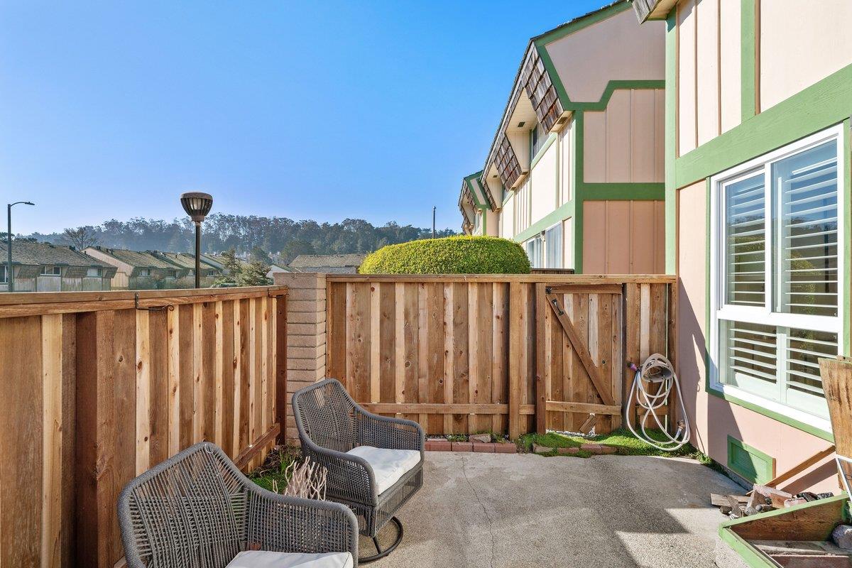 Detail Gallery Image 21 of 22 For 2625 Duhallow Way, South San Francisco,  CA 94080 - 2 Beds | 1/1 Baths