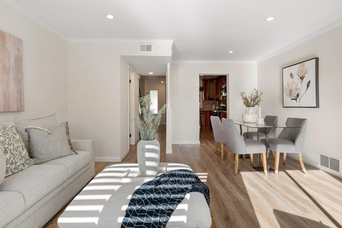 Detail Gallery Image 5 of 22 For 2625 Duhallow Way, South San Francisco,  CA 94080 - 2 Beds | 1/1 Baths