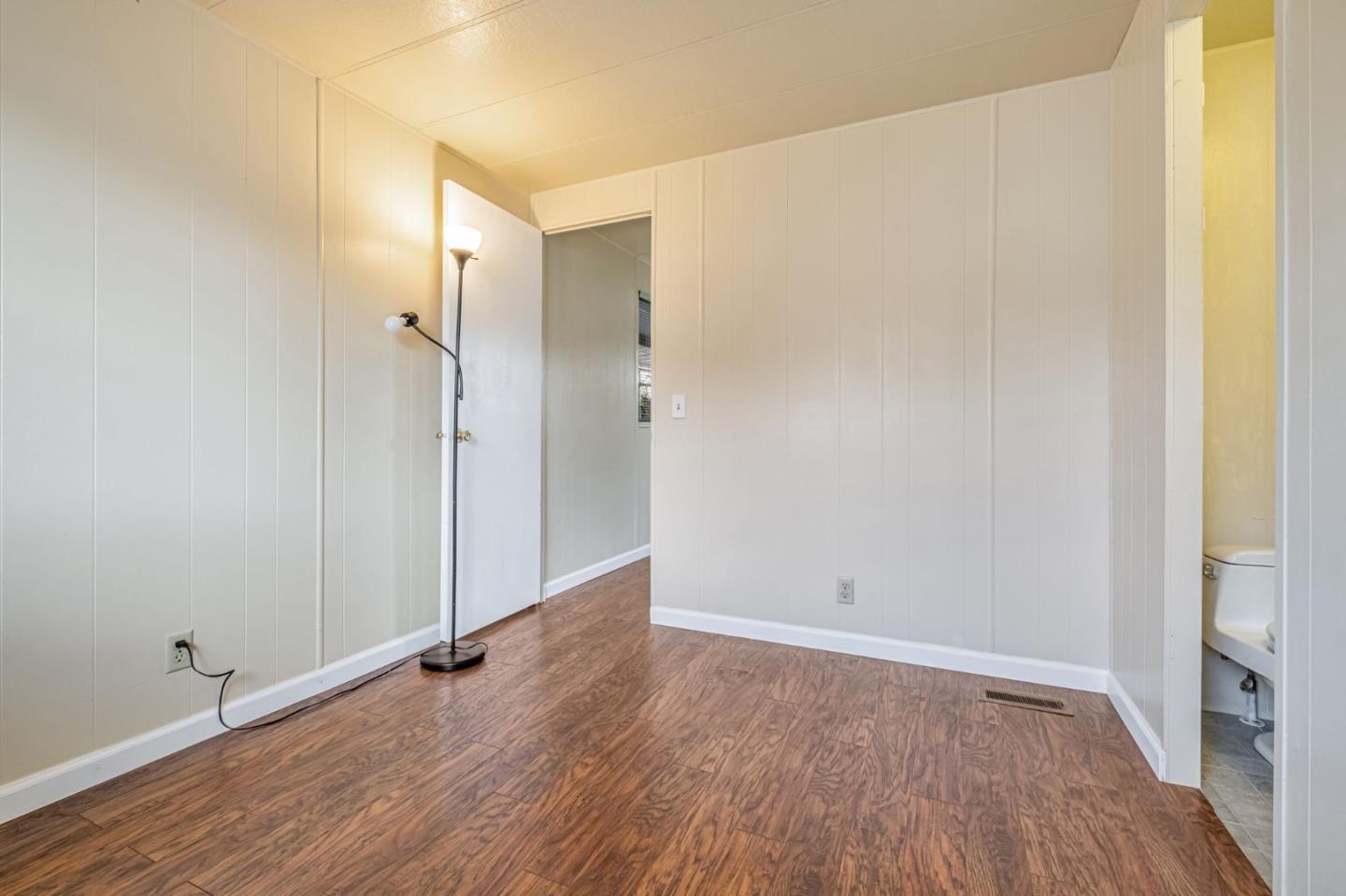 Detail Gallery Image 16 of 26 For 6011 Scotts Valley Dr #6,  Scotts Valley,  CA 95066 - 2 Beds | 1/1 Baths