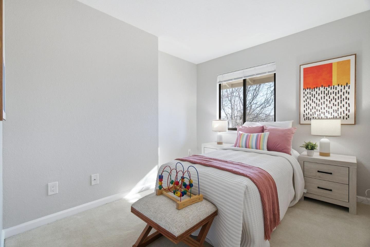 Detail Gallery Image 16 of 28 For 18935 Sara Park Cir, Saratoga,  CA 95070 - 3 Beds | 2 Baths