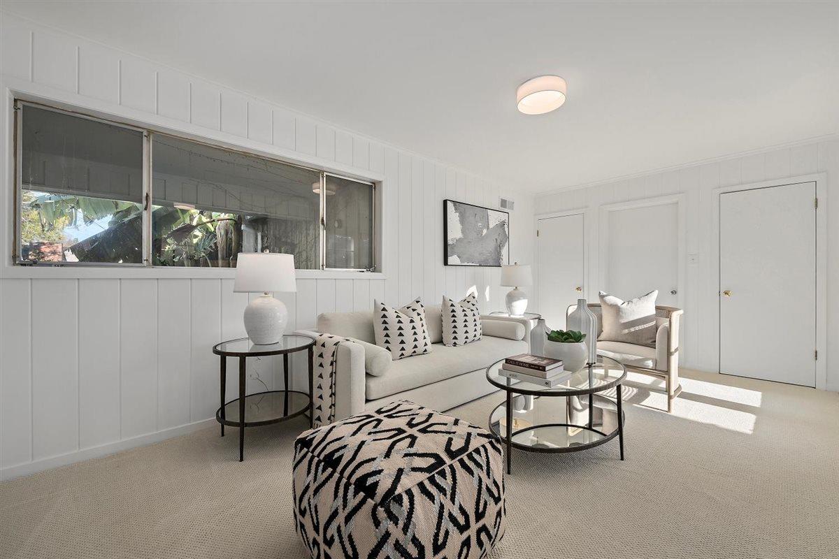 Detail Gallery Image 11 of 26 For 1111 Hobart St, Menlo Park,  CA 94025 - 4 Beds | 2 Baths