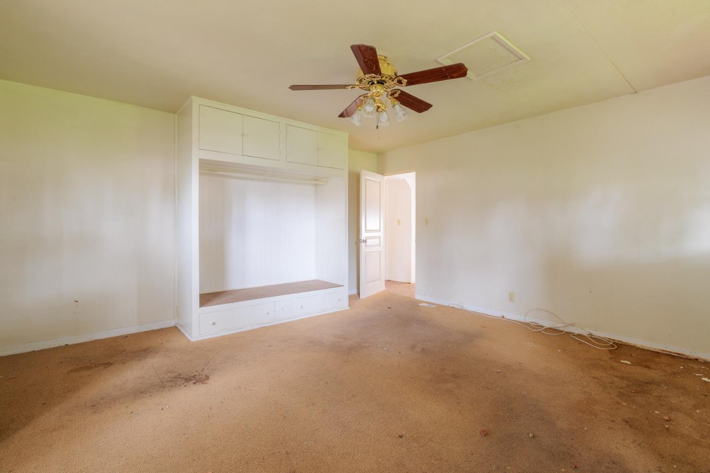 Detail Gallery Image 10 of 11 For 65 Cleaves Ave, San Jose,  CA 95126 - 3 Beds | 2 Baths