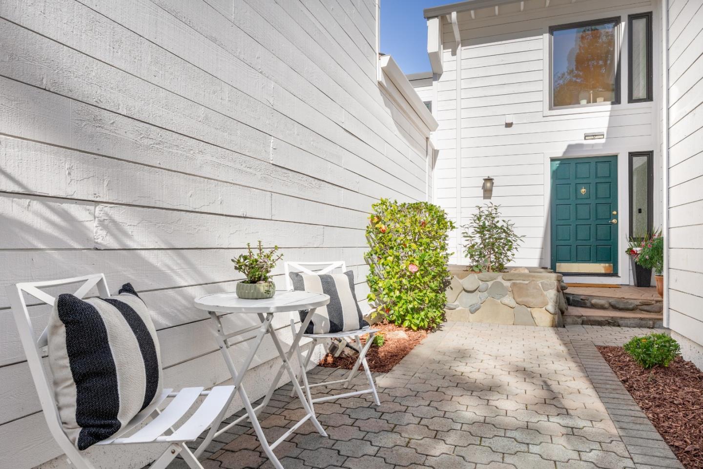 Detail Gallery Image 2 of 41 For 107 Cedarcrest Pl, Los Gatos,  CA 95032 - 3 Beds | 3 Baths