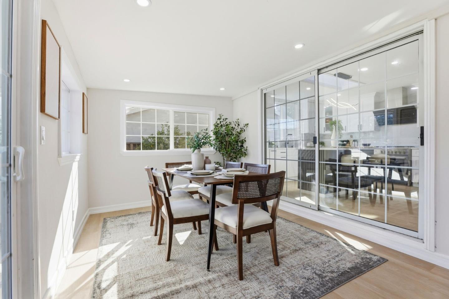 Detail Gallery Image 12 of 35 For 4645 Helpert Ct, Pleasanton,  CA 94588 - 4 Beds | 2 Baths