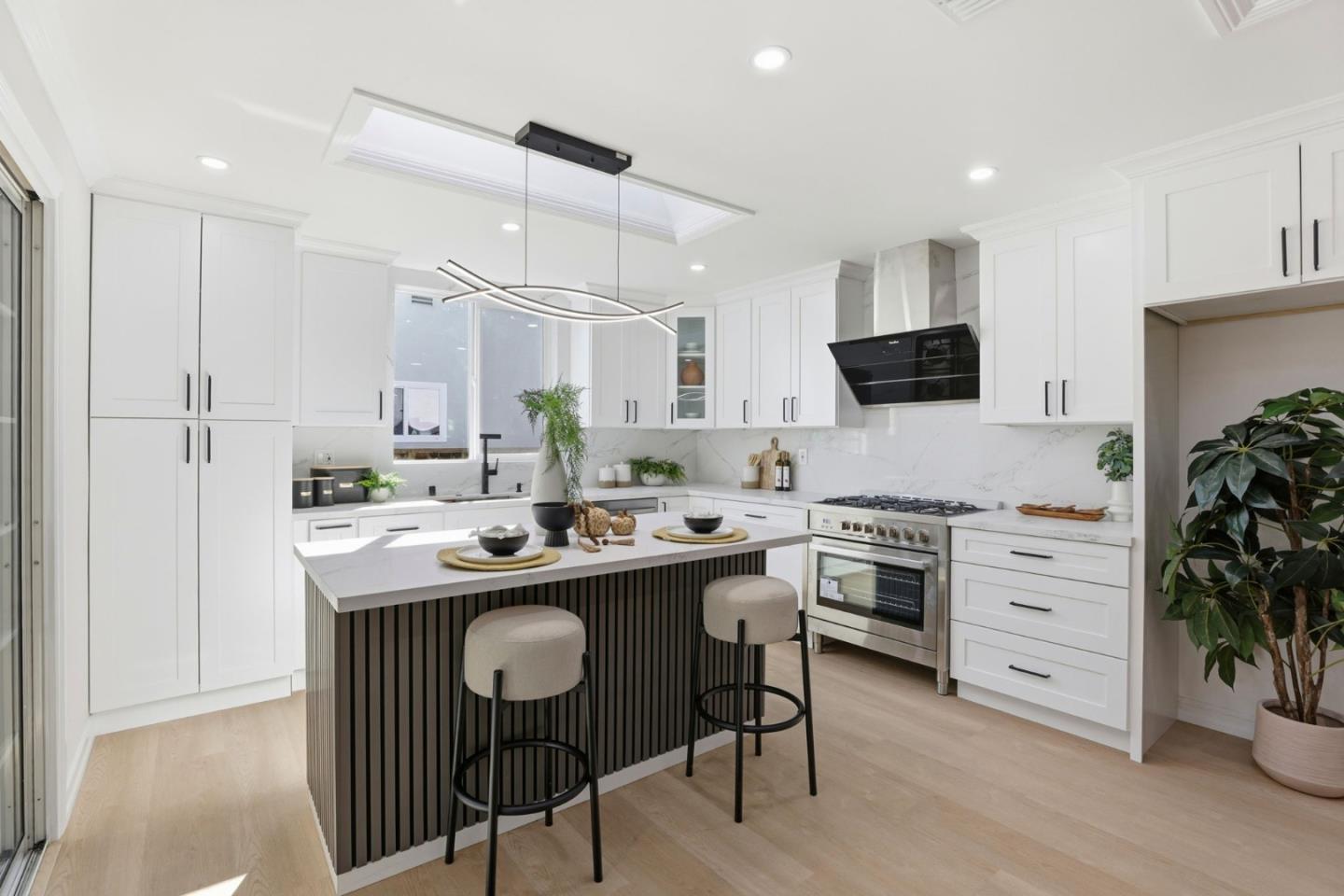 Detail Gallery Image 7 of 35 For 4645 Helpert Ct, Pleasanton,  CA 94588 - 4 Beds | 2 Baths