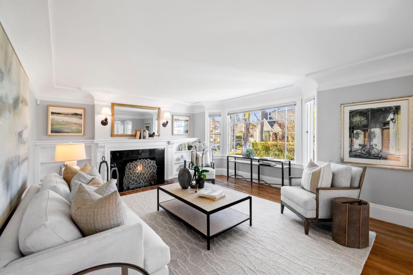 Detail Gallery Image 11 of 52 For 1517 Cypress Ave, Burlingame,  CA 94010 - 3 Beds | 2 Baths