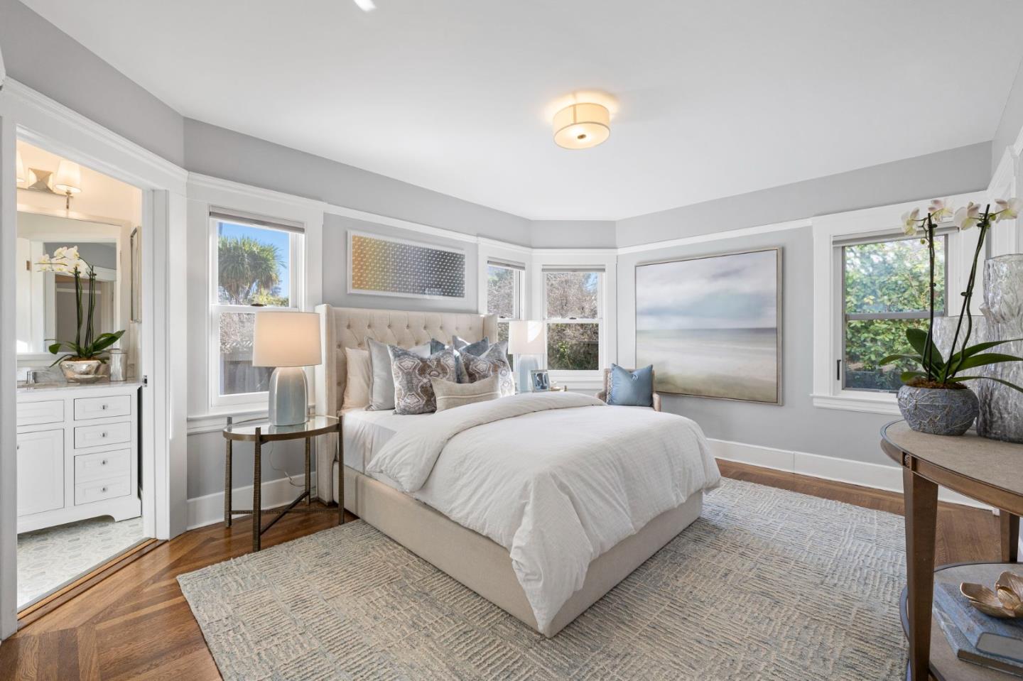 Detail Gallery Image 26 of 52 For 1517 Cypress Ave, Burlingame,  CA 94010 - 3 Beds | 2 Baths