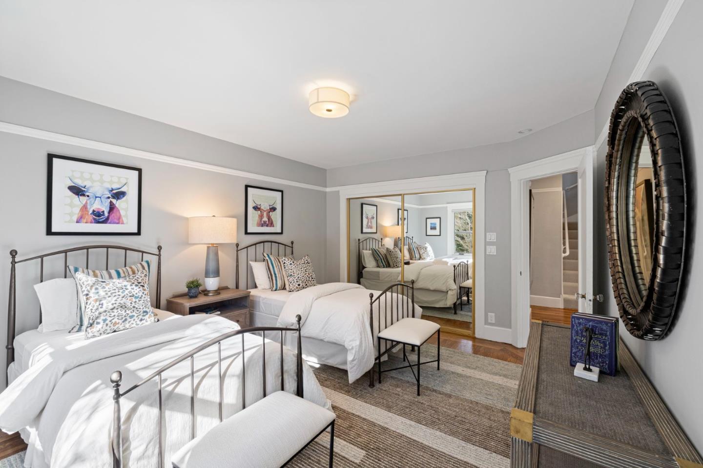 Detail Gallery Image 31 of 52 For 1517 Cypress Ave, Burlingame,  CA 94010 - 3 Beds | 2 Baths