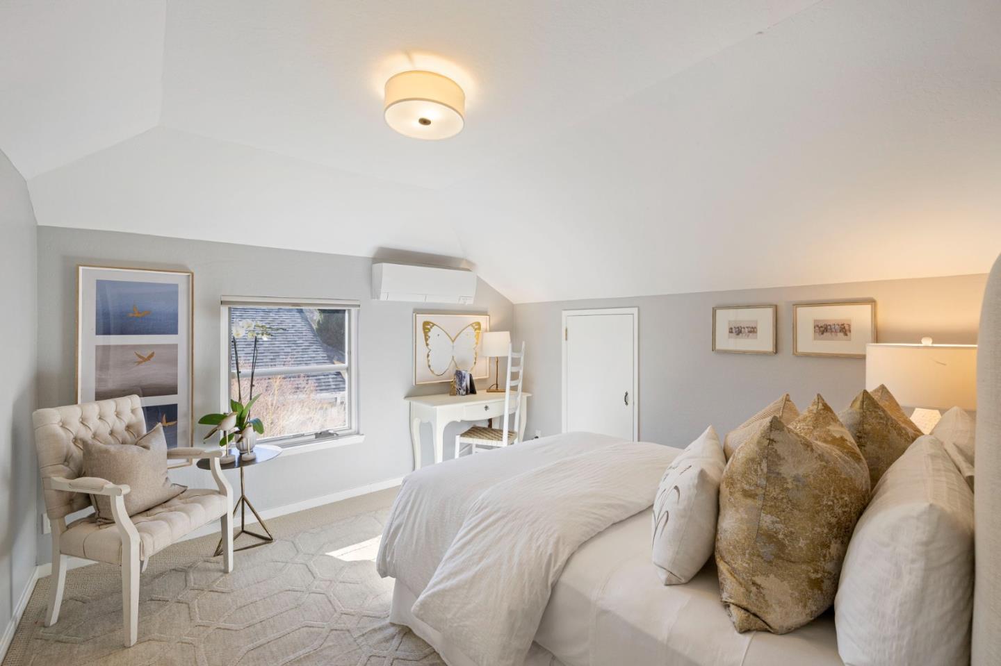 Detail Gallery Image 35 of 52 For 1517 Cypress Ave, Burlingame,  CA 94010 - 3 Beds | 2 Baths