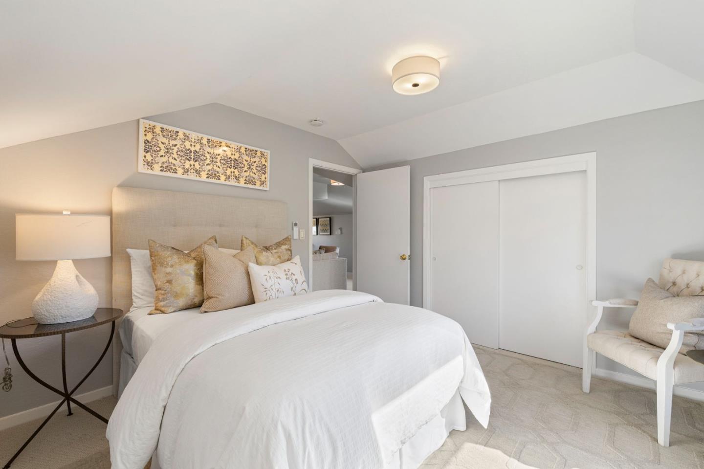 Detail Gallery Image 36 of 52 For 1517 Cypress Ave, Burlingame,  CA 94010 - 3 Beds | 2 Baths