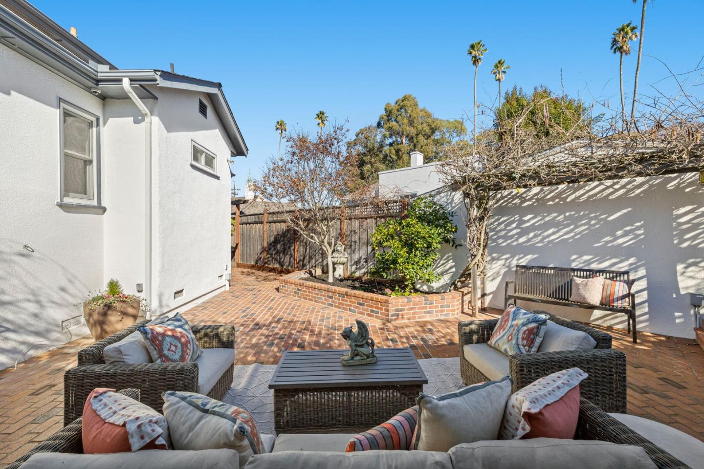 Detail Gallery Image 42 of 52 For 1517 Cypress Ave, Burlingame,  CA 94010 - 3 Beds | 2 Baths